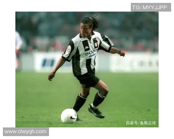 足球明星背景手机壁纸精选让你的手机焕发运动魅力与激情活力 足球明星背景手机壁纸精选让你的手机焕发运动魅力与激情活力